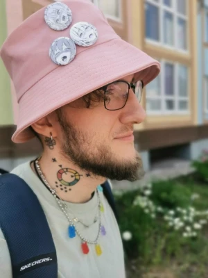 Объявление Артур